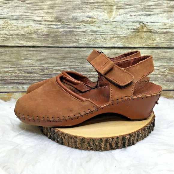 Natural Sport Terra Brown Leather Clog Sandals - Picture 4 of 12
